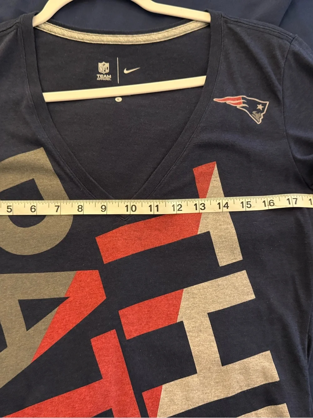 Nike Navy, Red & Silver Patriots V-Neck Tee - L